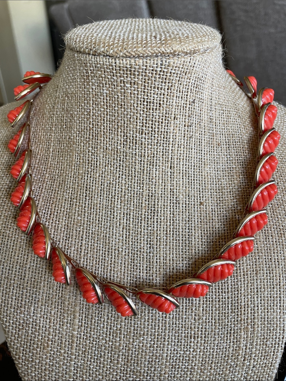Gold-Tone Vintage lucite Necklace with Coral Red Twist Beads - Women Jewelry